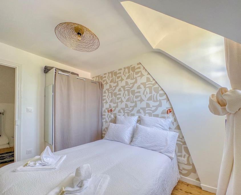 Le Lampadaire Du Martreuil Pierrefonds Kültér fotó