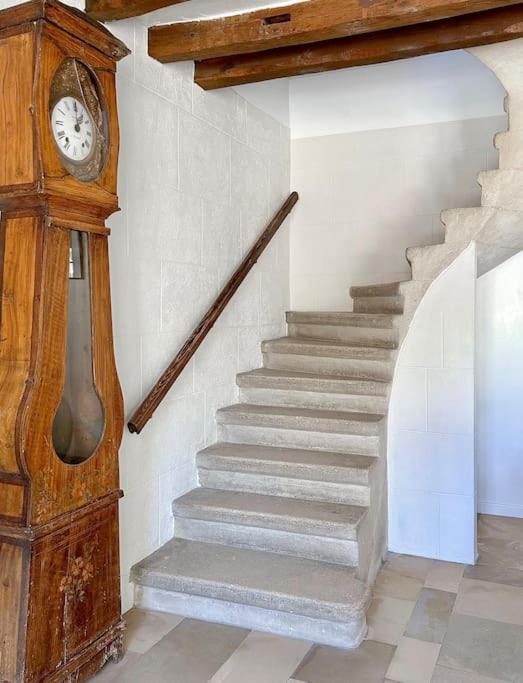 Le Lampadaire Du Martreuil Pierrefonds Kültér fotó